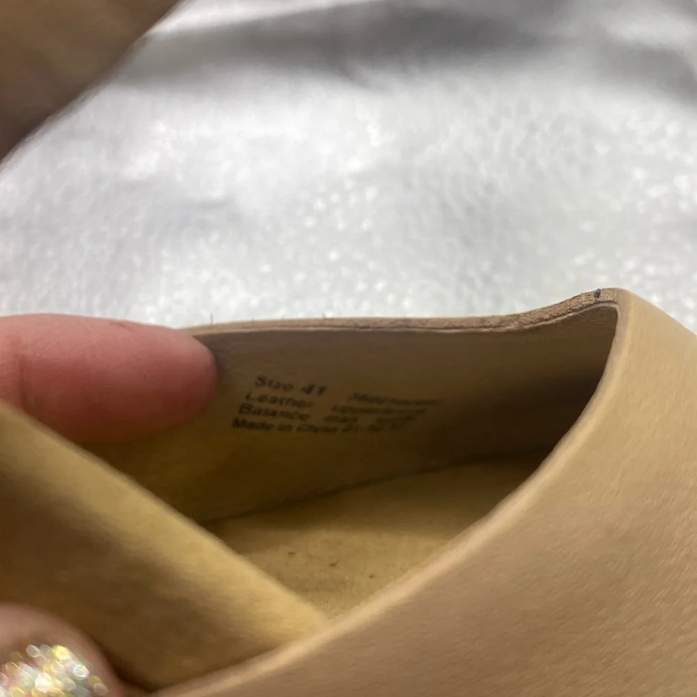 NWOT Dansko 41 beige clogs - Picture 5 of 8
